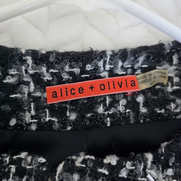 NWT Alice + Olive Black and White Tweed Peals Sequin Jacket Size S - Picture 6 of 10
